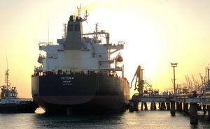 Ingresó a la zona económica exclusiva el “Petunia”, tercer buque iraní con combustible
