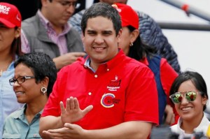 Red Fashion: Los zapatos de Nicolasito Maduro que superan 2.000 salarios mínimos en Venezuela (Fotos+video)