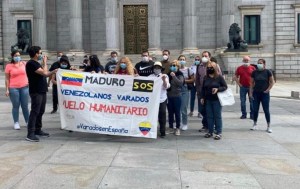 Venezolanos varados en España: Estamos necesitados de un vuelo humanitario