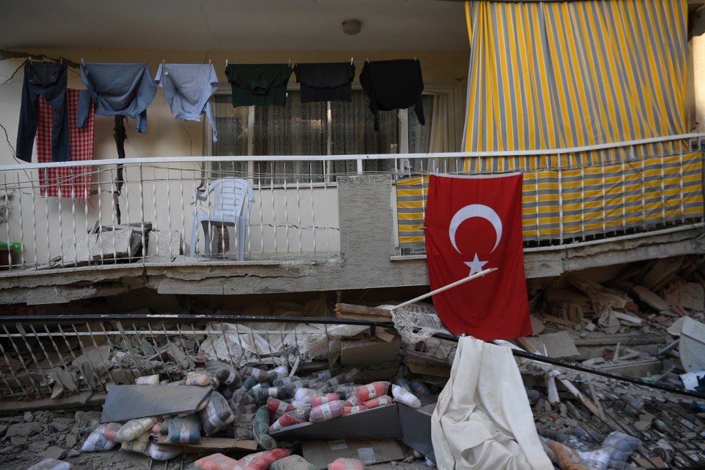 Detenidas 22 personas en Turquía por delitos de construcción: Edificios caídos durante terremoto fueron mal hechos