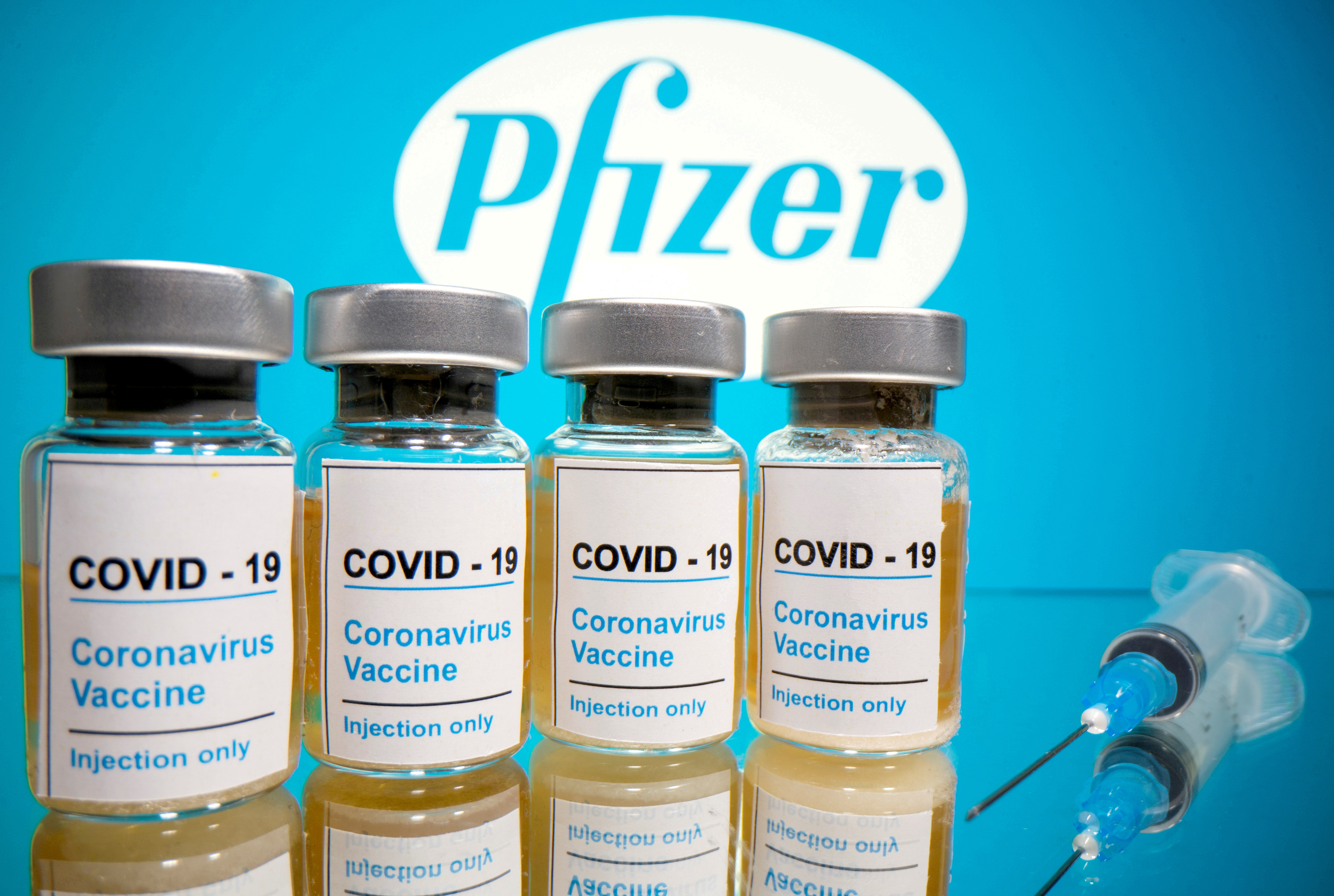 La FDA anunció que aprobará próximamente el uso de la vacuna de Pfizer