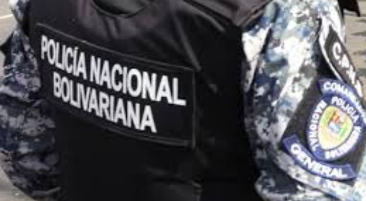 Adolescentes fueron detenidos por robarse un vehículo en Valencia