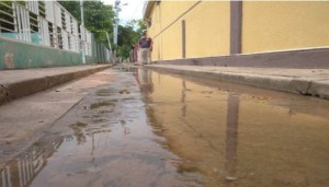 En Cumaná pidieron declarar en emergencia el sistema de aguas servidas