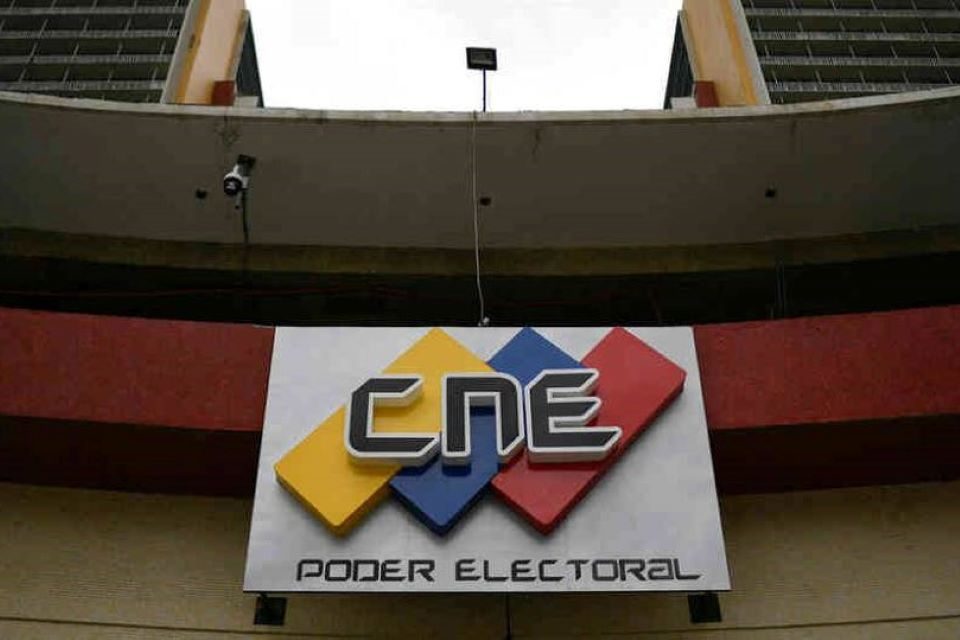 Súmate: CNE debe garantizar equilibrio y equidad en competencia de candidatos y partidos