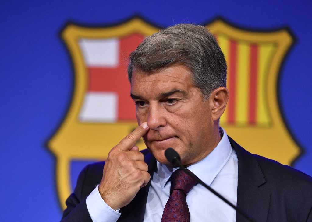 El Barça y su “dinero infinito”: ¿cómo puede hacer fichajes millonarios pese a su enorme deuda?