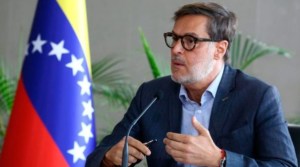 Canciller del chavismo tildó de “cínico” a Duque por decir que atentado se planeó en Venezuela