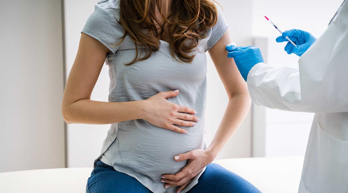 Alemania recomienda vacuna contra el Covid-19 a embarazadas y madres lactantes