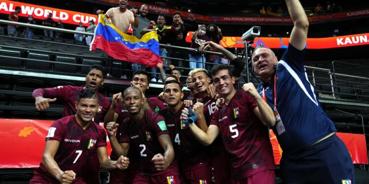 ¡Vamos muchachos! La Vinotinto de futsal superó a Costa Rica y avanzó a los octavos del Mundial Lituania 2021