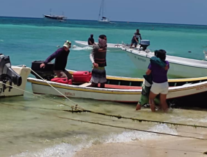 Fueron rescatados con vida siete tripulantes que viajaban en la embarcación “Don Rafa Junior” (Video)