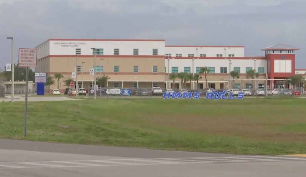 Dos adolescentes acusados de planear tiroteo masivo en colegio de Florida
