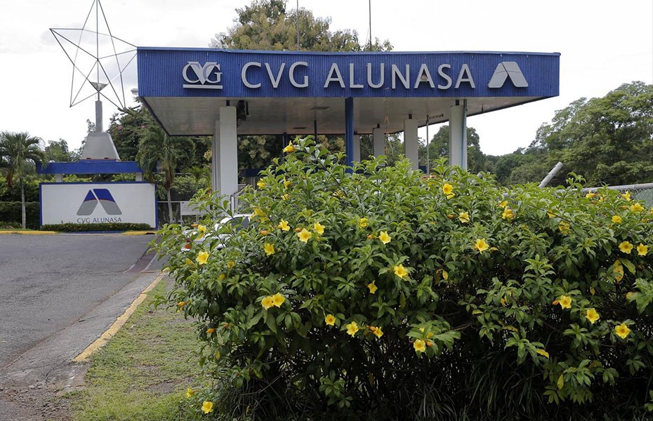 Casi 200 empleados de CVG Alunasa en Costa Rica tienen más de un mes sin cobrar