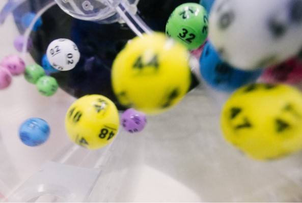 ¿Tiene algún sentido jugar loterías? La psicología del juego