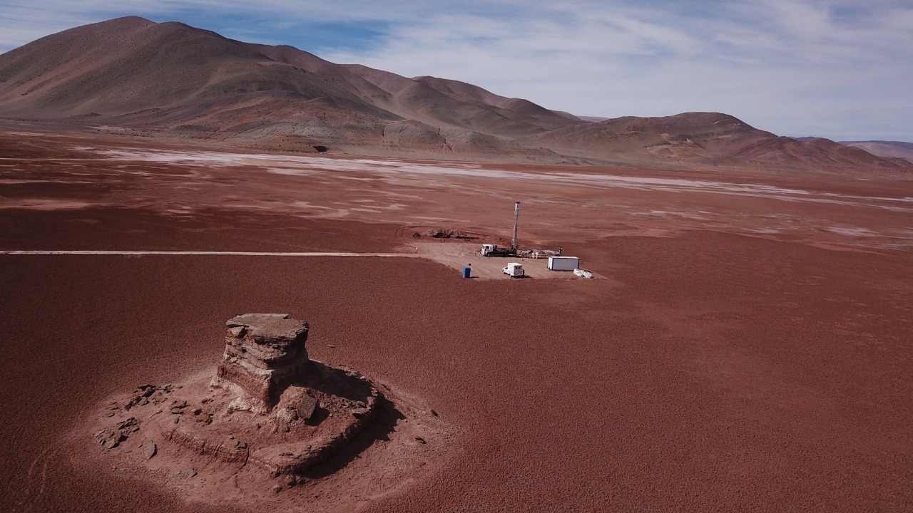 Empresa estatal rusa entra en proyecto de producción de litio en Argentina