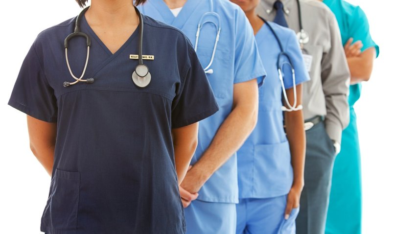 Decenas de enfermeras denunciaron presunta escasez de personal en hospital de Nueva York