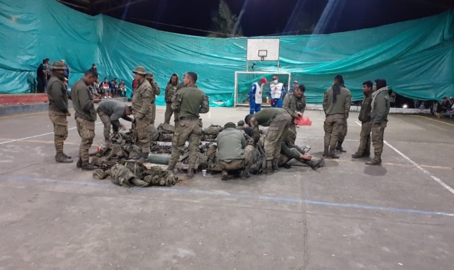 Campesinos entregaron a 18 militares que retuvieron por más de 20 horas en Nariño, Colombia
