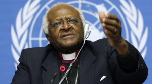 Desmond Tutu, la voz de los silenciados que hizo temblar al apartheid desde la Iglesia