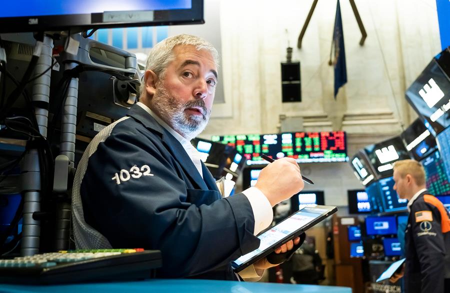 Wall Street abre en positivo y el Dow Jones sube 0,86 %