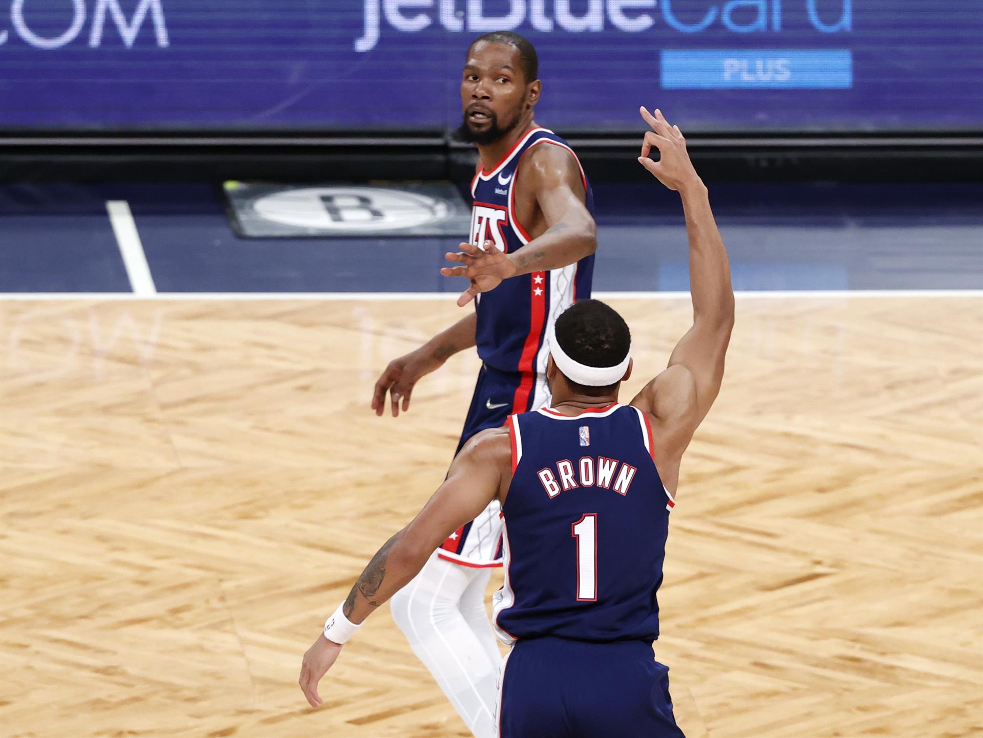 Kevin Durant destrozó a los Knicks en una tarde mágica de 53 puntos