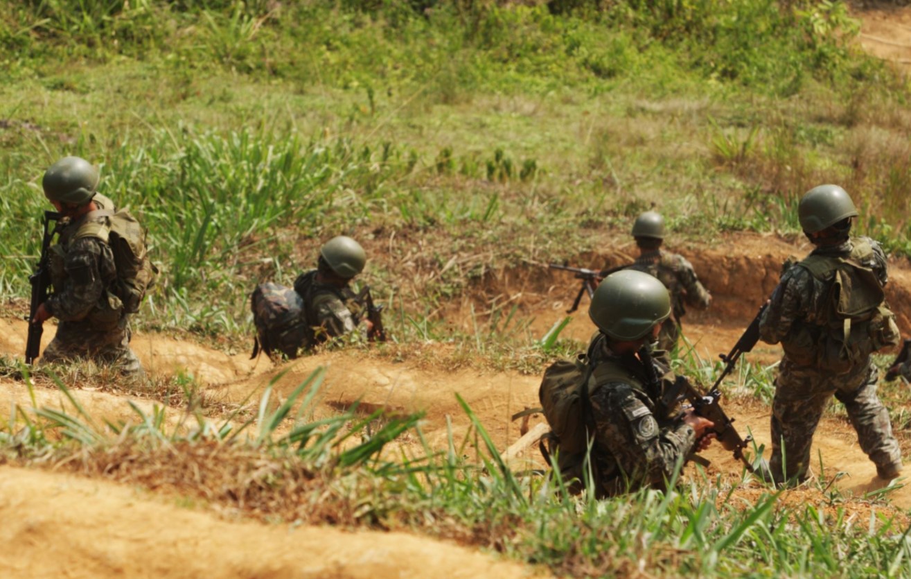 Ataque a base militar dejó un soldado herido en valle cocalero de Perú
