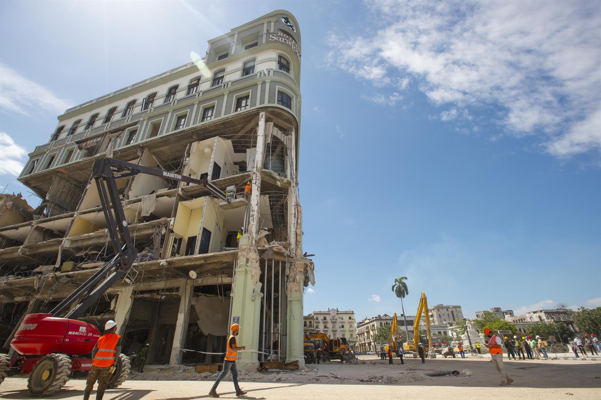 Cuba cierra la búsqueda de cuerpos en el Hotel Saratoga seis días después de la explosión