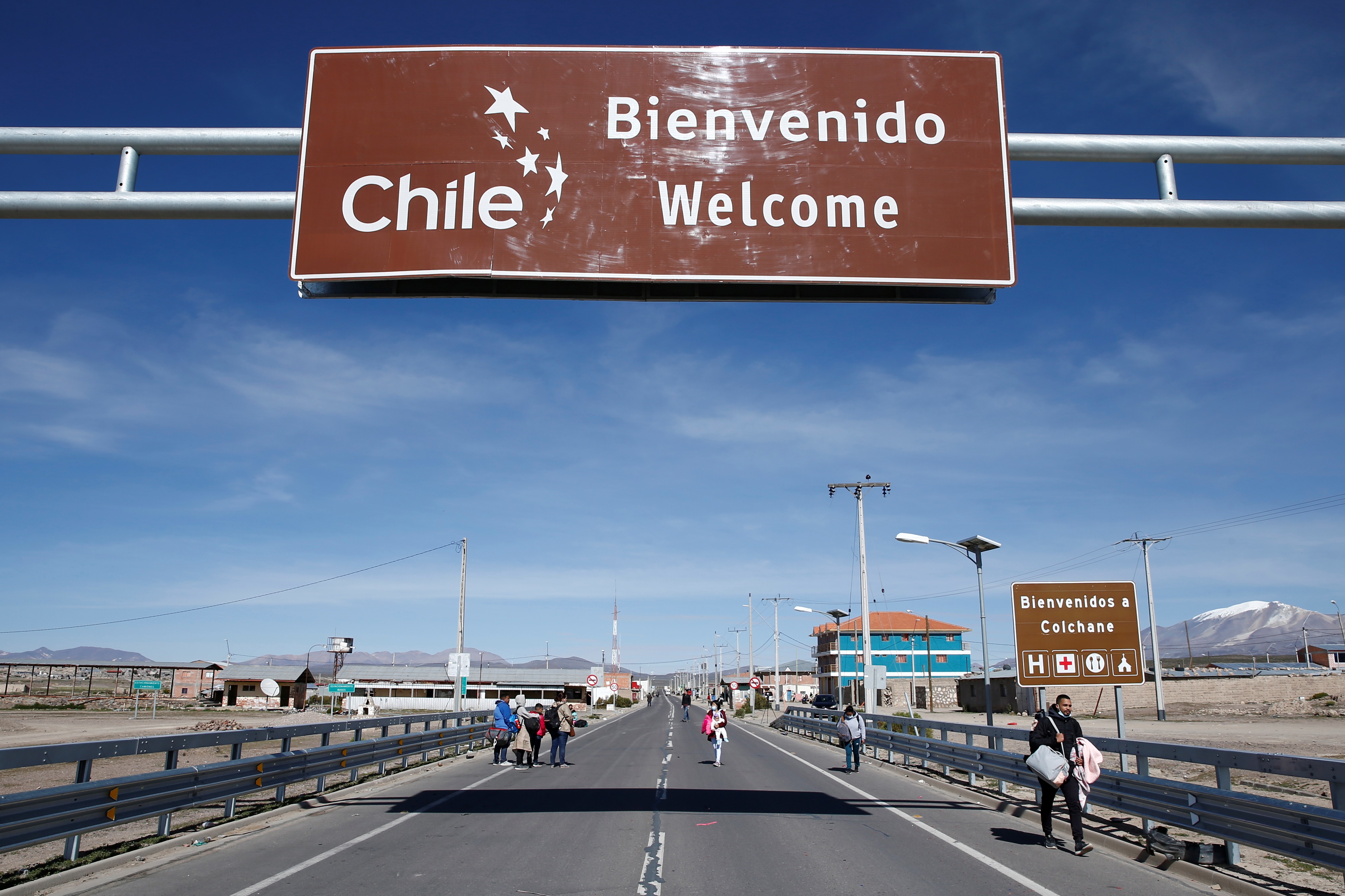 Chile reabre sus fronteras terrestres tras un año de cierre por la pandemia