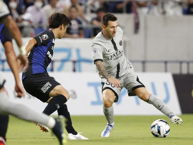 Con gol de Messi y triunfo ante el Gamba Osaka, el PSG cerró su gira por Japón