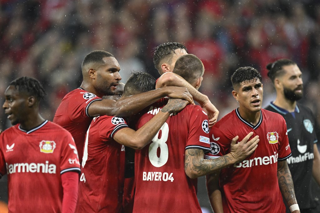 Bayer Leverkusen necesitó tres minutos para meter en problemas al Atlético de Madrid
