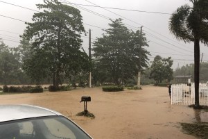 Evacuaron a cientos de personas en varias zonas de Puerto Rico por inundaciones