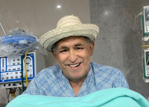 Sonrisa a flor de piel: la FOTO que confirma que Gualberto Ibarreto sigue mejorando
