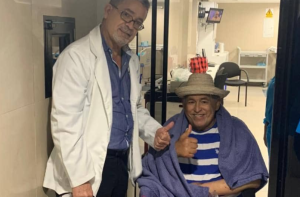 Reapareció Gualberto Ibarreto mientras sigue su proceso de recuperación