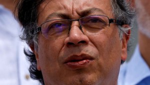 Colombia ELN rebel group peace talks delegation set for Caracas