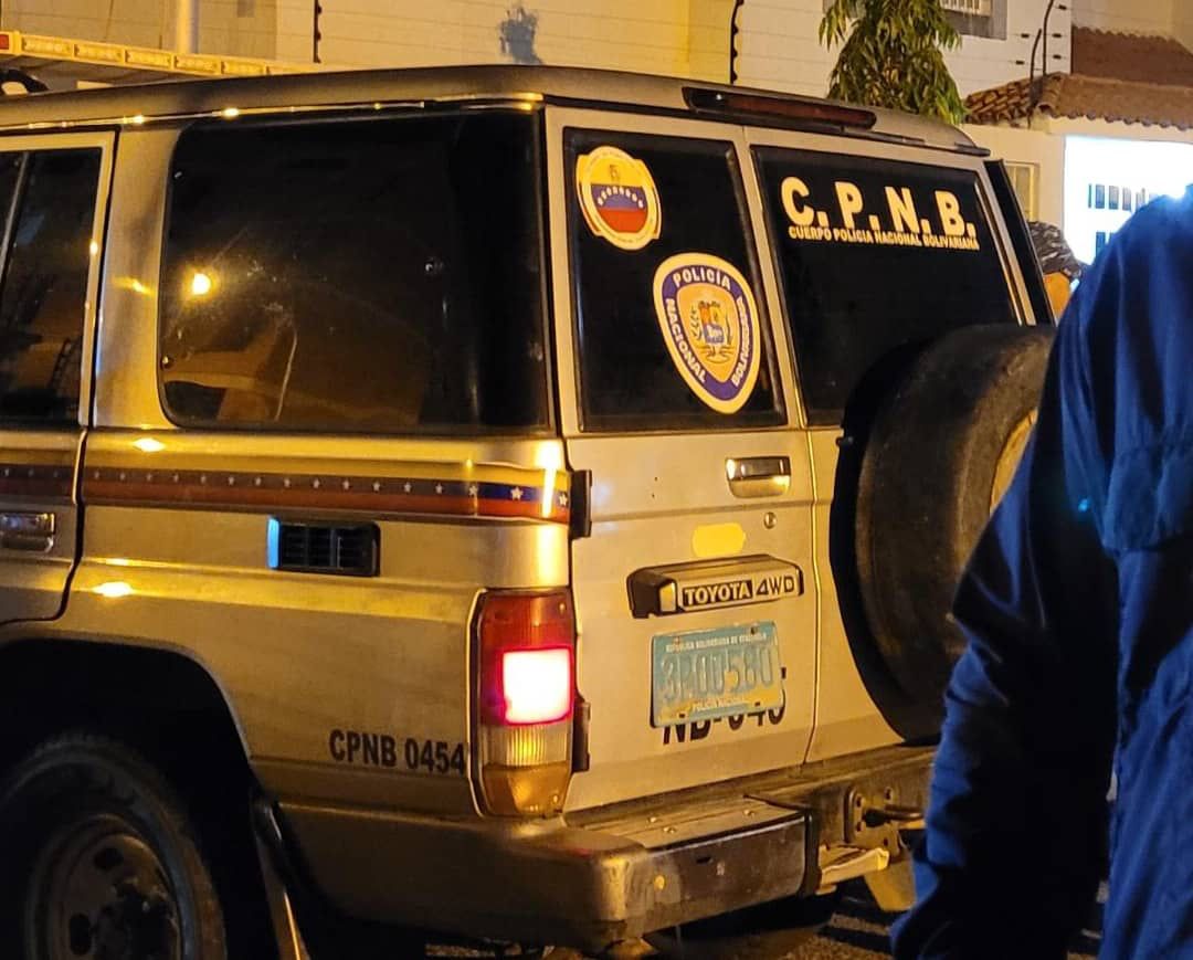 Par de joyitas: detienen a dos policías traficantes de gasolina en Bolívar