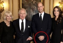 El revelador lenguaje corporal de William y Kate en la primera foto oficial de Carlos III como Rey