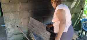 En comunidades al norte de Monagas ya pagaron las bombonas de gas, pero siguen cocinando en fogones