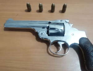 Le confiscan revólver a estudiante de 13 años en un colegio de Maracaibo
