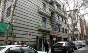 Asesinaron al jefe de seguridad de la embajada de Azerbaiyán en Teherán por “motivos personales”