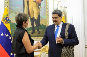 Maduro recibió a la esposa de Petro en Miraflores (Fotos)