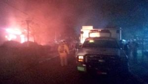 Perdieron todo: Dos casas se incendiaron tras corto circuito en Zulia (Imágenes)