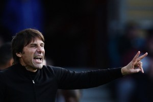 Ya es oficial: Tottenham anunció la salida del técnico Antonio Conte