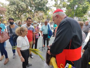 Cardenal Baltazar Porras llegó a la Catedral de Caracas para presidir misa del Domingo de Ramos #2Abr (Imágenes)