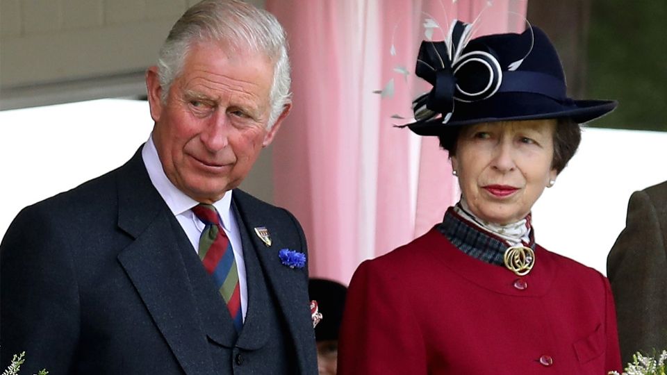Princesa Ana lanza fuerte crítica a los planes del rey Carlos III en la monarquía