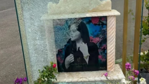 Vandalizaron la tumba de Mahsa Amini en Irán