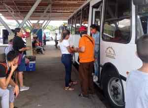 El chavismo tiene “del timbo al tambo” a transportistas de Socopó con la venta de combustible