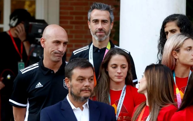 Continua la polémica por Luis Rubiales: dimiten 11 miembros del cuerpo técnico de la selección femenina de España
