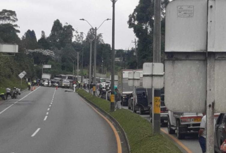 Venezolano fue acribillado a balazos en la vía Medellín – Bogotá