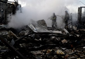 Ucrania advierte meses difíciles tras masivo ataque ruso que dejó varios muertos y heridos