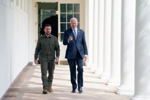 Biden reiteró su apoyo para que Ucrania tenga paz tras recibir a Zelenski en Washington