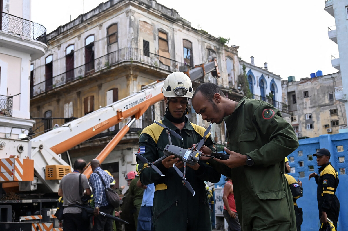 Un muerto y dos desaparecidos por derrumbe de edificio en La Habana