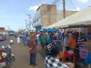 Gran afluencia de votantes en centro electoral en Falcón pese al acoso del Sebin y la policía