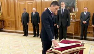 Pedro Sánchez juró el cargo de presidente del Gobierno de España ante el Rey en La Zarzuela (Video)